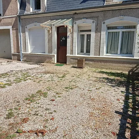 Lit 2 Personnes Grand Bureau Homestay Fruges